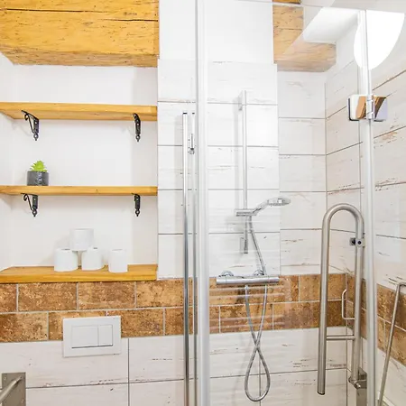 Guest house Snezna 3*